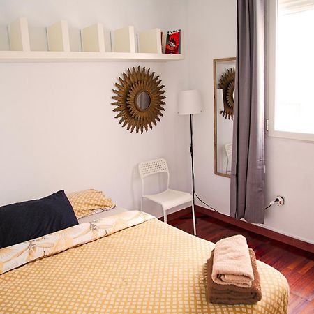 Room In A Shared Apartment In The Very Center Madrid! Exterior foto